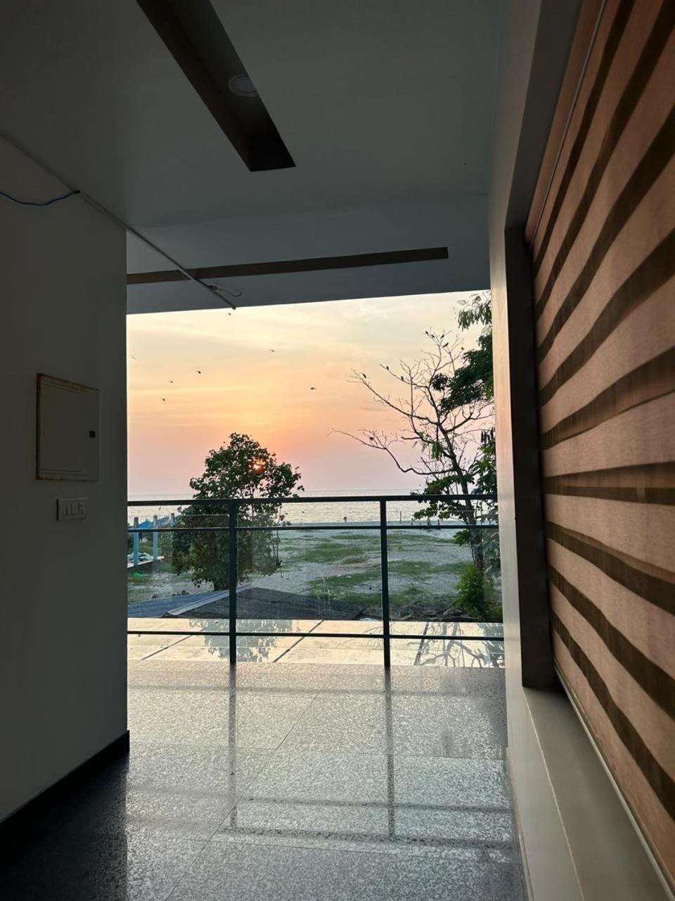 Caspian Beach Resort Alappuzha Exterior photo